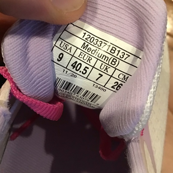 Brooks Revel 4 Women’s Running Shoes White Pink Unity - Picture 9 of 9